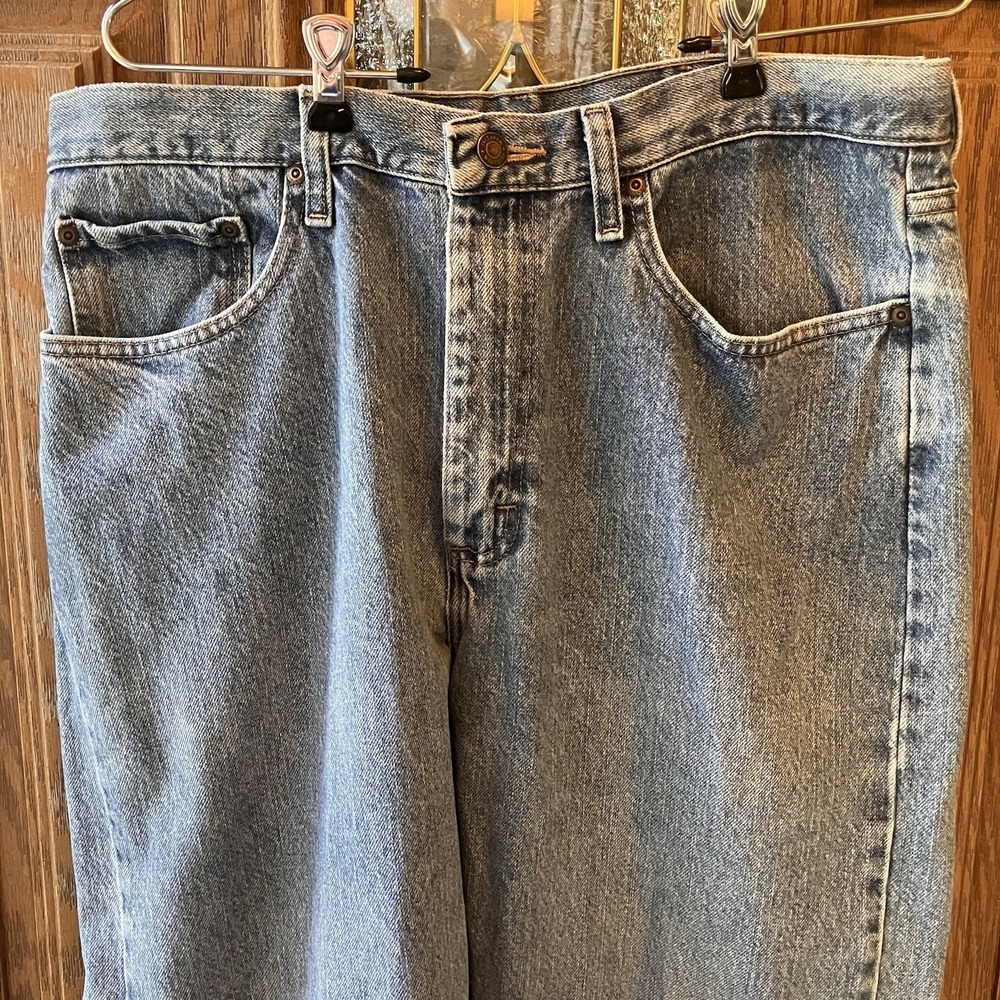 Wrangler Jeans‎ Men's Size 35x34 Regular Fit Straight Leg Light Wash 96501DS - Picture 2 of 14